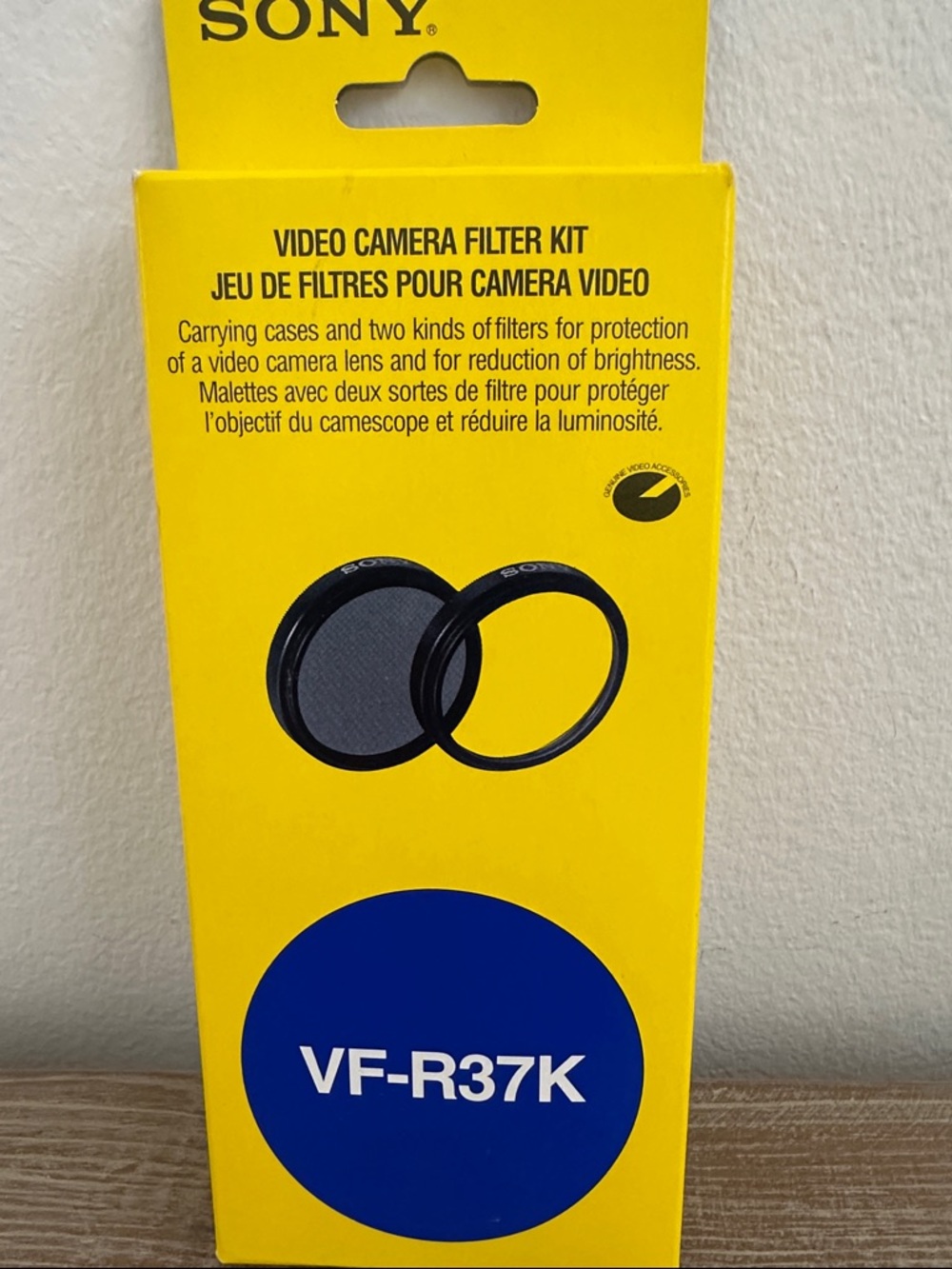 Sony VF-R37K Video Camera Filter Kit - Yellow & Blue Packaging